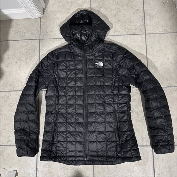 The North Face Thermoball Hooded Black Women's Jacket Hoodie Size M - Picture 1 of 6